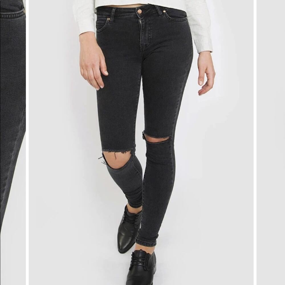 NEW! Dr. Denim Regina Black Distressed Skinny Jean, NWT, Size 24, MSRP $105